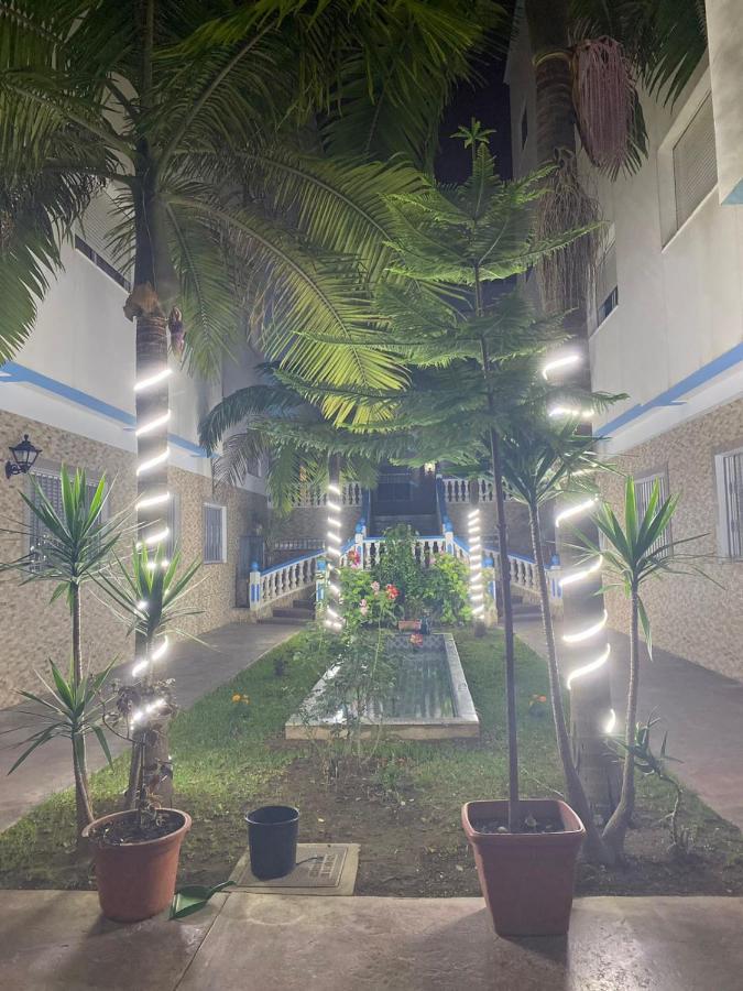 Appartement Martil 3 Chambres Proche De Centre Ville 5Mn A Pied Et La Plage 10Mn A Pied Et 10Mn De Aeroport Tetouan En Voiture Ngoại thất bức ảnh