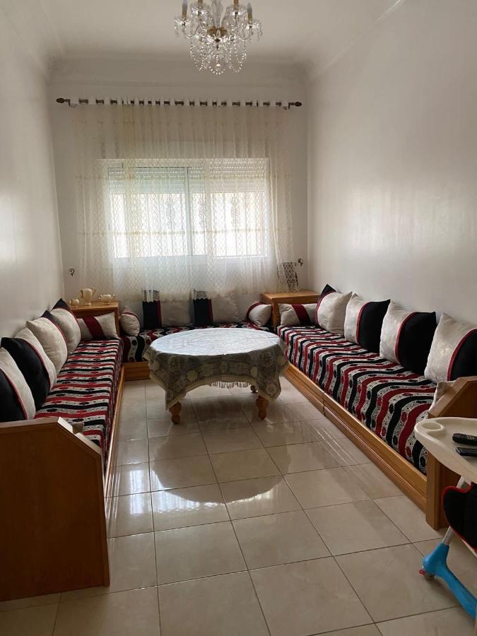 Appartement Martil 3 Chambres Proche De Centre Ville 5Mn A Pied Et La Plage 10Mn A Pied Et 10Mn De Aeroport Tetouan En Voiture Ngoại thất bức ảnh